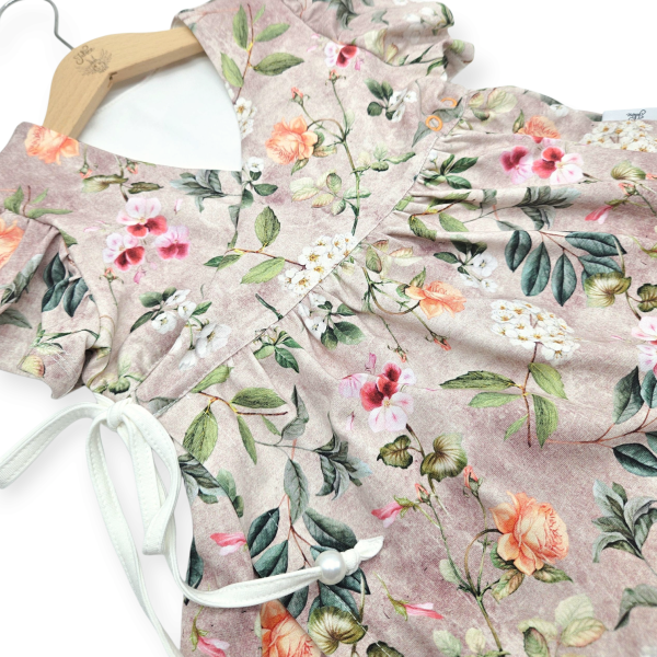 Wickelkleid in Größe 122, Vintage Flowers